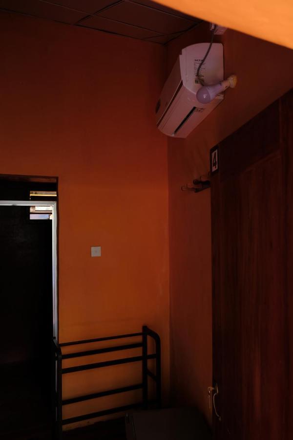 Menaka Homestay Tangalle Exterior foto